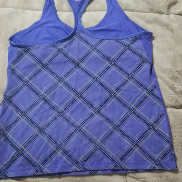 Nike purple sports top - Picture 4 of 7